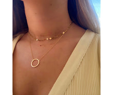 Load image into Gallery viewer, Gold Choker Necklace