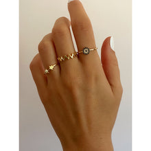 Upload image to the gallery viewer, Zirconias Oro Round Ring